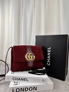 Pre-owned GUCCI Suede Shoulder Bags GG buckle red bag, cowhide leather. MR10032026A284