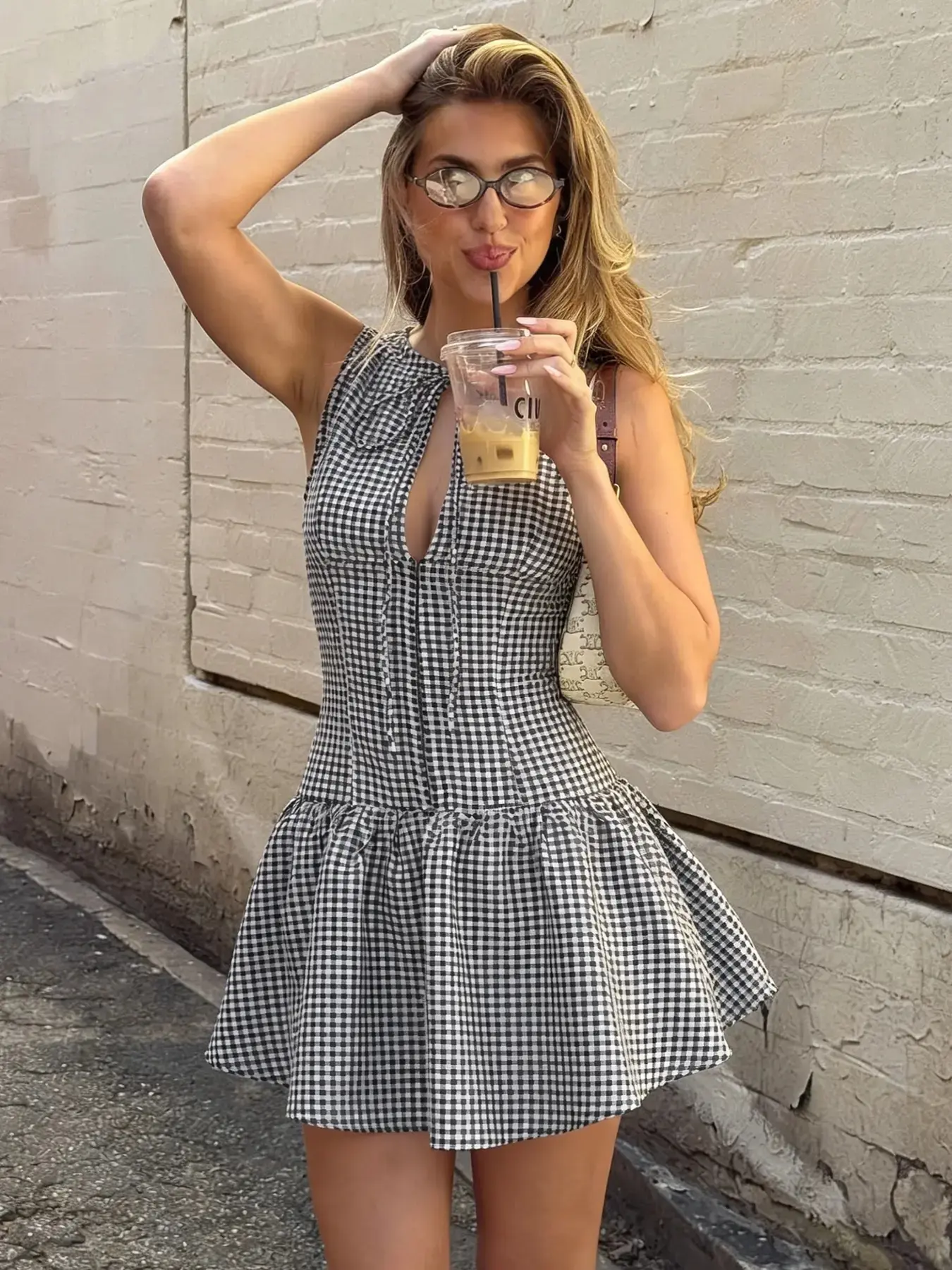 Vintage Checkered Colorblock Cutout Dress, Sleeveless Retro Style, Slim-Fitting Short Dress, Summer Streetwear for Women