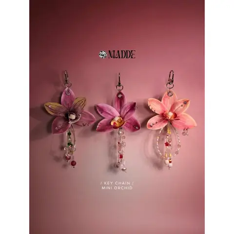 [NEW] Handcrafted Mini Orchid Bag Charm – Cute Floral Keychain
