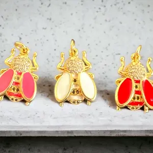 Bee Pendants - Perfect Accessory for Any Occasion