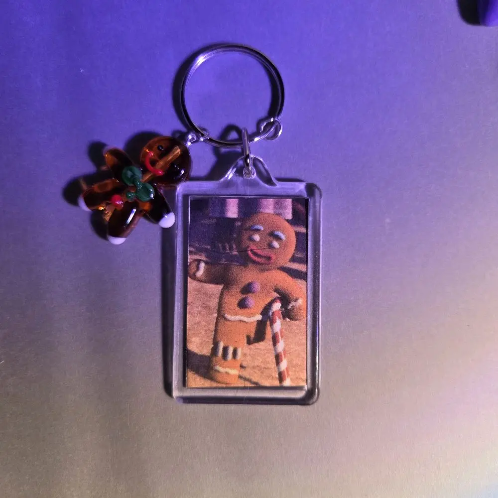 Gingerbread Man Keychain with Festive Charm and Clear Acrylic Display for Holiday Gifts