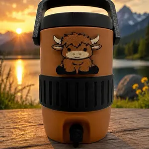 Highland Cow 12 oz Can Holder