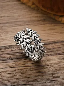 Retro spine skull personalized open ring for men and women, hip-hop punk casual wear, perfect gift creative unique ring, fashionable street dance accessory, Halloween versatile fashion accessory. Suitable for all occasions such as parties and vacations.