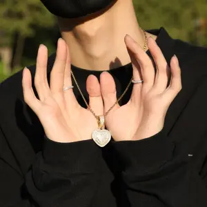 Hiphop Heart Charm Necklace for Men &women Steel Rope Chain Chicago Jewelry Trendy Accessories for Daily Oufit Party Decor Exquisite Jewelry for Gift