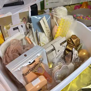 1 mystery scoop