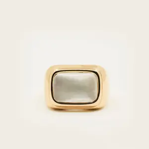 NORI | White Shell Ring
