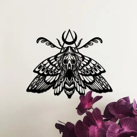 Gothic Death's Head Moth Skull Metal Wall Decor - Dark Aesthetic Statement Piece, Wildlife Lover Decoration, Room Decorations to Transform Walls, Artistic Hangable Home Sign