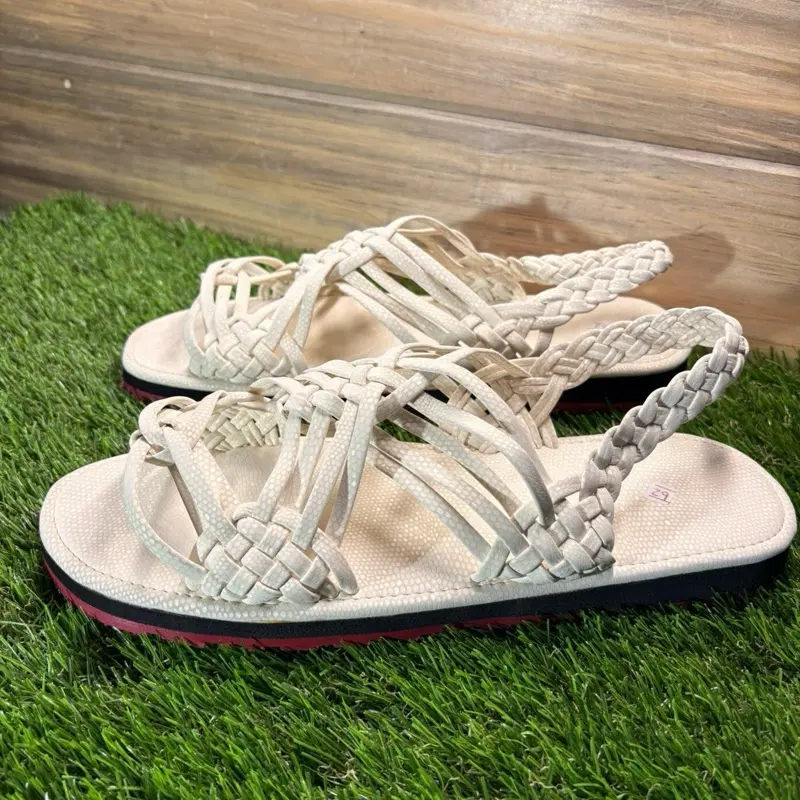 Braided Sandals with Adjustable Straps and Comfortable red Sole for Everyday Wear huarache de araña trenzado