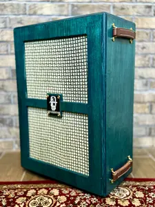Amberisa Amplification Handwired Guitar Speaker Cabinet - Model: AA212SMG - Hunter Green