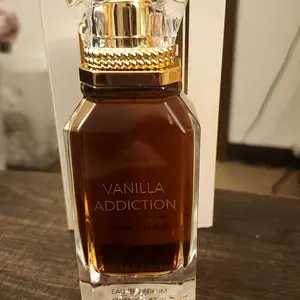 GULF ORCHID Vanilla Addiction Unisex 100ml EDP Perfume - Creamy