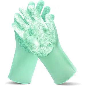 Pet  Gloves--Heat Resistant  Washing Gloves with High-Density ,  Bath Scrubber with Enhanced Five Finger Design,  Gloves for Dogs and Cats Bathing, Massage (Green)