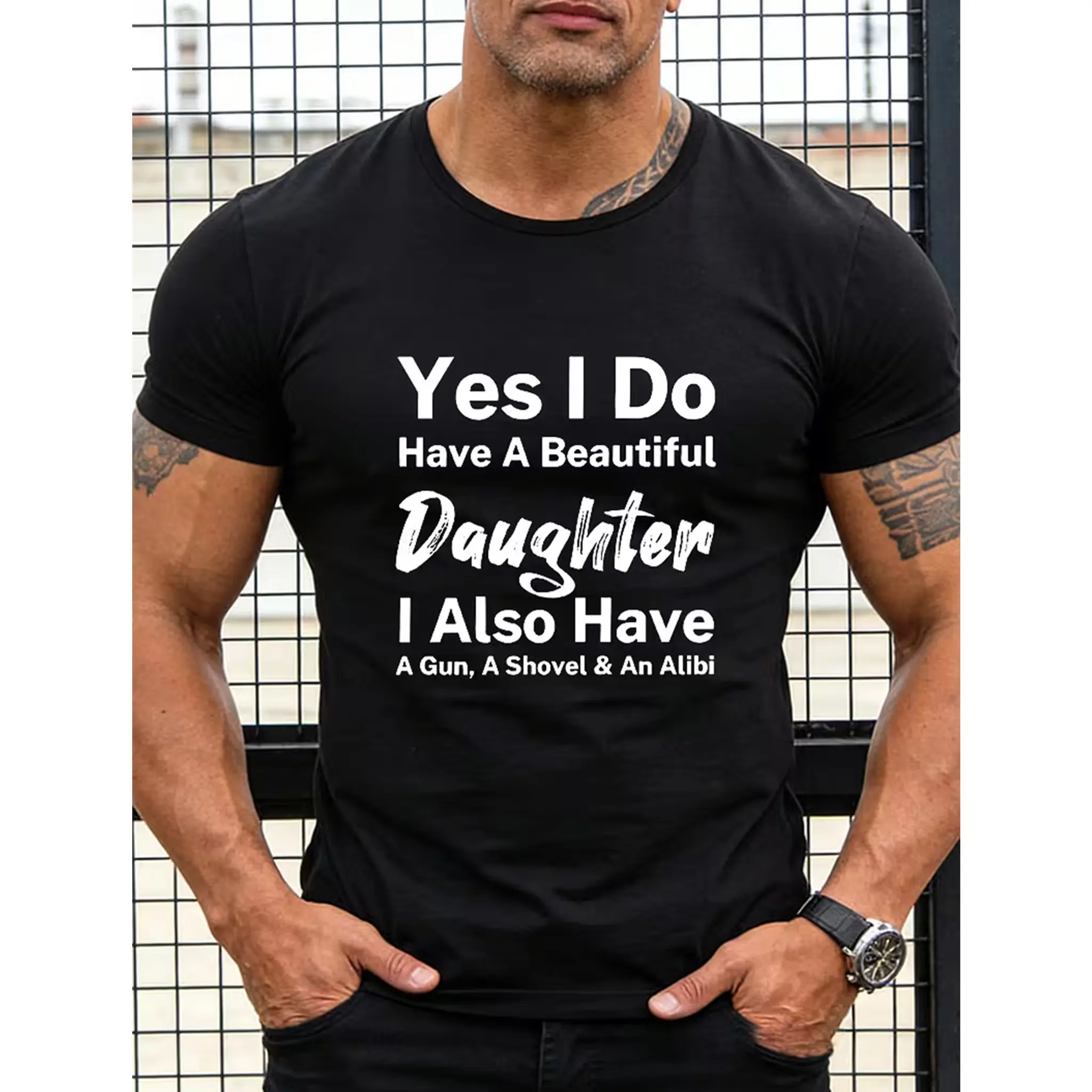 Men's Crew Neck Short Sleeve T-Shirt with "Dad Protecting Daughter" Humorous Warning Text Print, Breathable and Skin-Friendly Casual Top