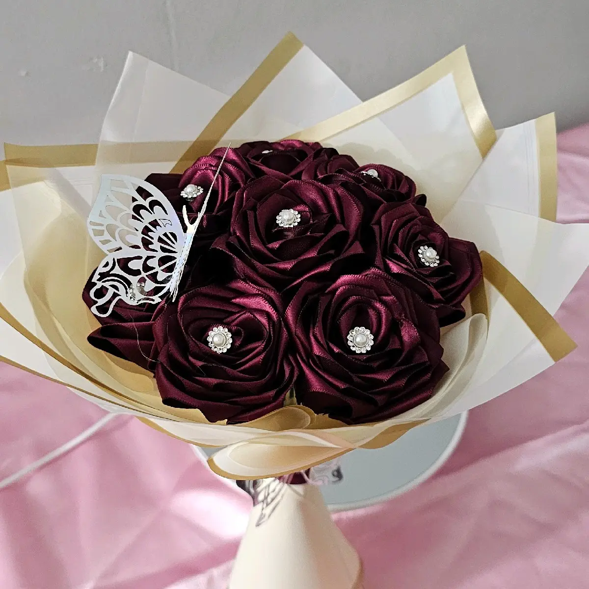 Burgundy Butterfly Eternal Roses Bouquets. Ramo Rosas Eternas.