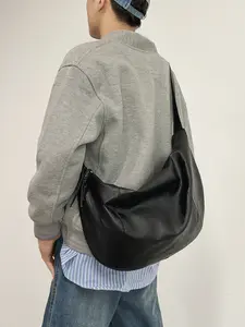 Men's Casual Fashion Shoulder Bag, Trendy Shoulder Bag, Fashion Crossbody Bag, Large Capacity Zipper Closure, Plain Pattern, Suitable for Daily Use and Travel, Casual Crossbody Bags, Versatile Shoulder Bags