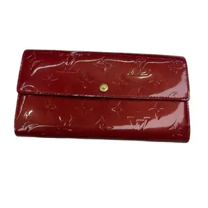 Pre-owned Louis Vuitton Leather Small Leather Goods Red Monogram Vernis Sarah Wallet