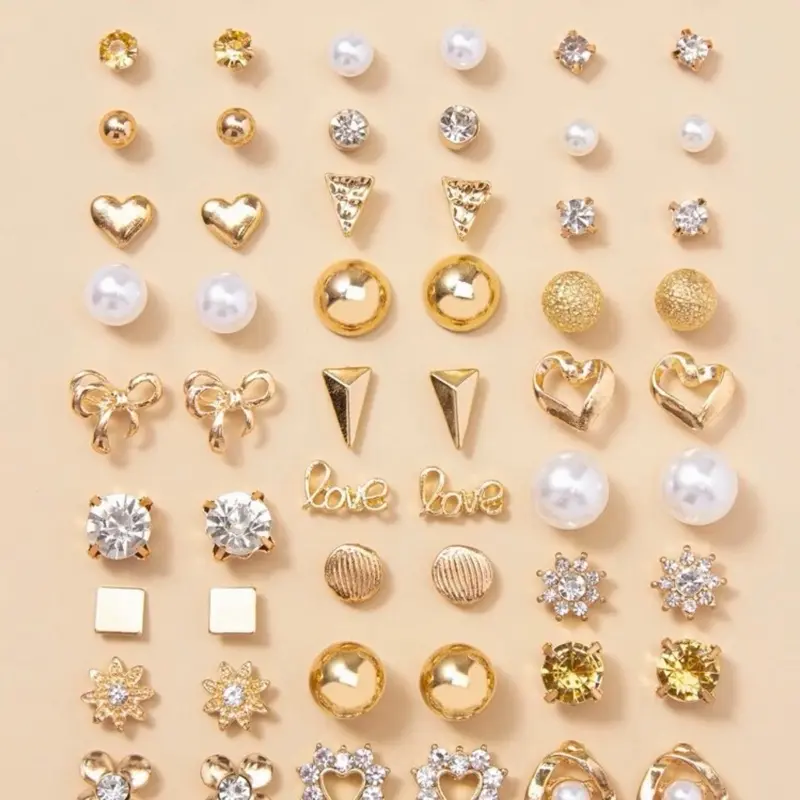 30pairs Rhinestone & Faux Pearl Decor Stud Earrings
