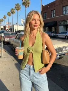 Women's Plain Floral Design Knit Halter Neck Fitted Top, Casual Sleeveless Knitwear for Summer Beach, Fashion Women's Knit Clothing for Daily Wear, Womenswear, Backless