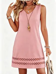 Summer Women's V-Neck Sleeveless Dress, Lace Trim Detail, Comfortable and Elegant, Perfect for Beach Vacation, Mini Long Dress