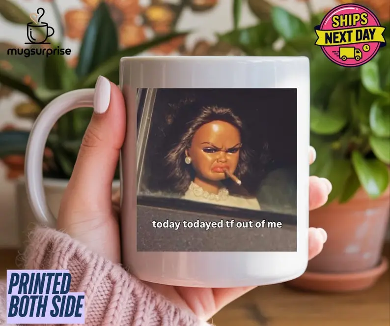 Distressed Doll Face Meme Mug, WTF Doll Look Mug, Sarcastic Doll Humor, Funny Distressed Doll Graphic Mug, Vintage 90s Doll Face, Doll Gift