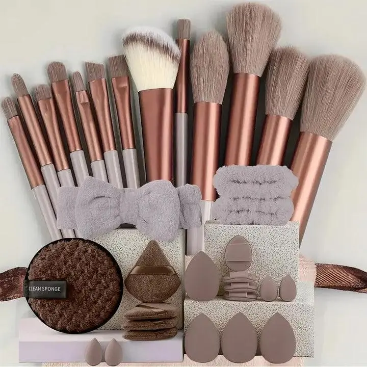 13-Piece Makeup Brush Set with Pouch | Soft Synthetic Premium Foundation, Eyeshadow, Blush & Brow Brushes | Professional & Beginner-Friendly Aesthetic Makeup Kit