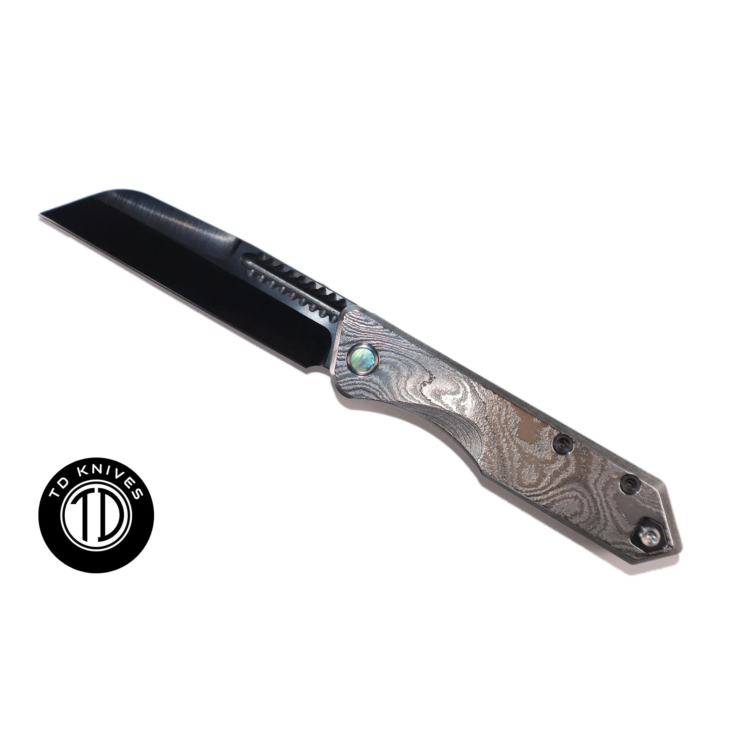 HERETIC KNIVES CUSTOM - Jinn - Vegas Forge Wood Grain Damascus Handle & Abalone Accents W/ Hand Ground DLC Magnacut Blade.