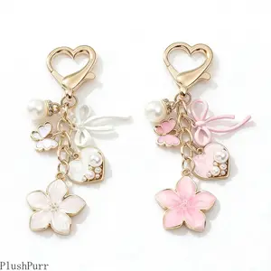 2026 New Ladies' Floral & Butterfly Keychain — Available in Pink or White; Features a Bowknot Design with a Heart-Shaped Clasp — A Sweet-Style Bag Charm.