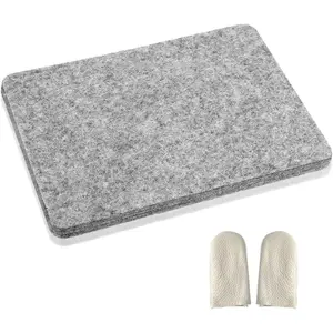 Needle Felting Pad, Grey Sponge Pad, 8×10 in Needle Felting Mat with 1pair Finger Sleeves for Any Wool Felting Supplies