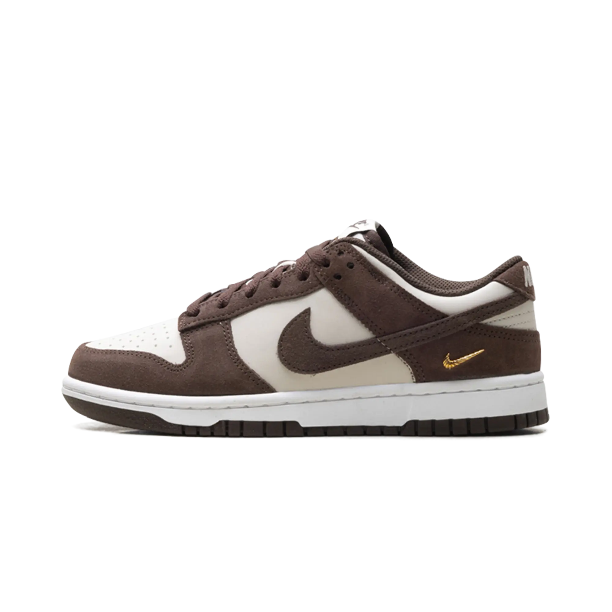 Dunk Low Suede WMNS "Light Orewood Brown / Baroque Brown / White" IO4244 102
