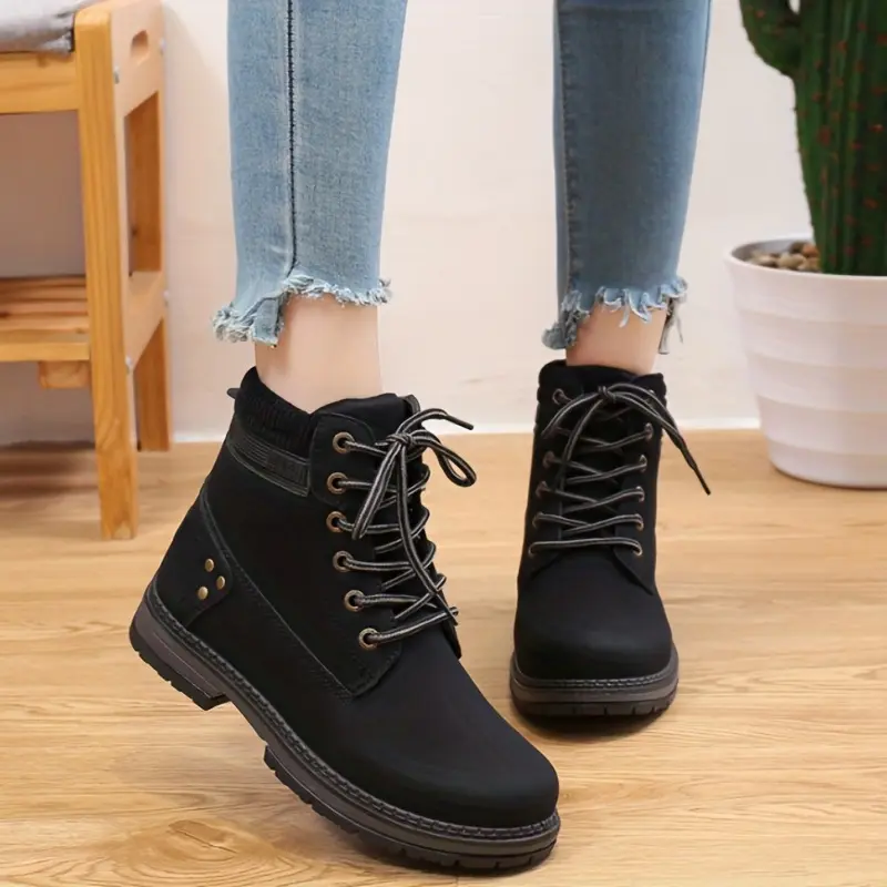 Combat Ankle Boots for Women, Solid Color Platform Design with Round Toe and Laces for Casual Outdoor Wear, Outdoors