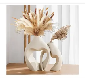 White Vases for Decor, Heart Shaped Ceramic Vase Set of 2, Nordic Heart Shaped Vases, Minimalist Decorative Vase for Table Centerpiece Wedding Dining Living Room Office House Decoration