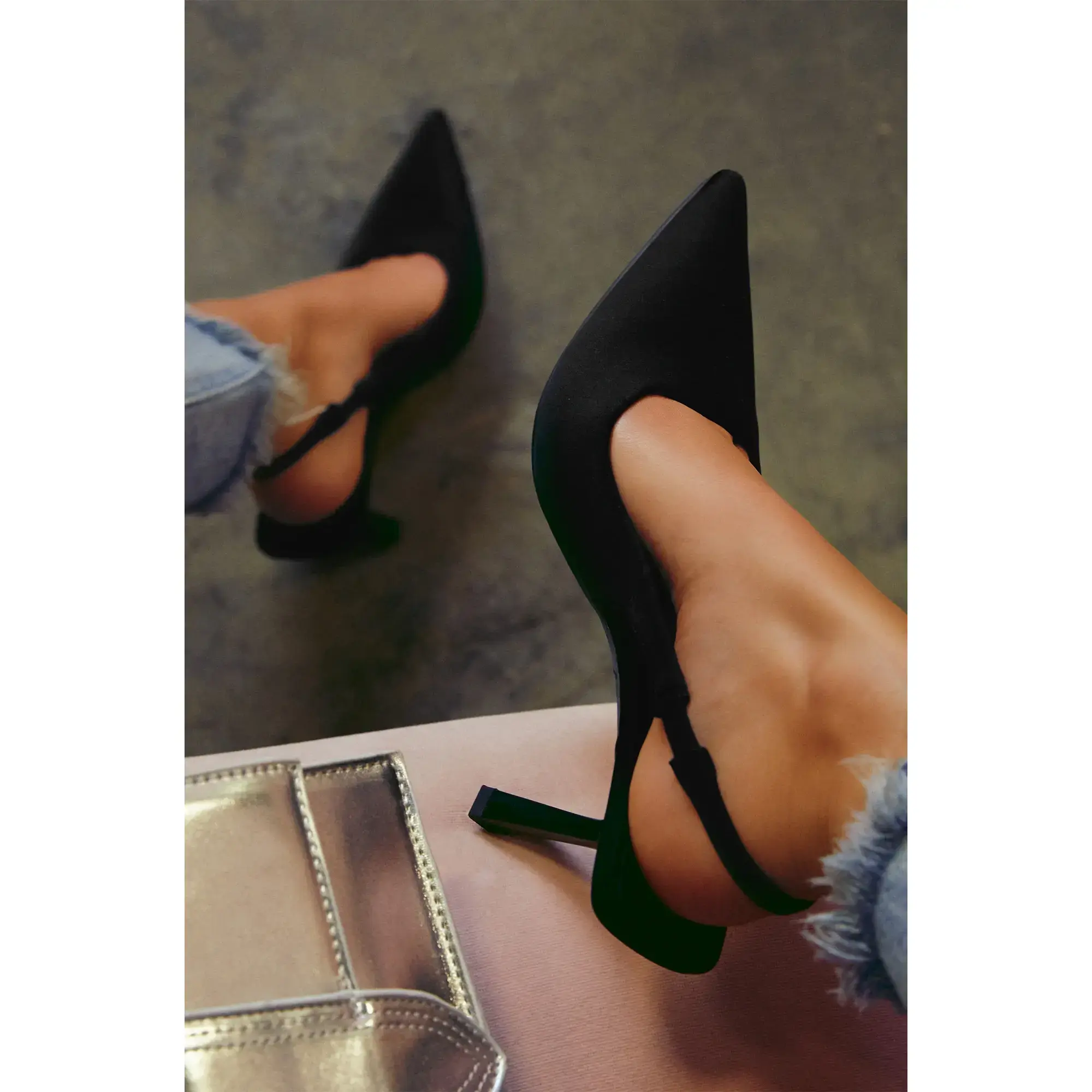 Caria Slingback Pumps - Black