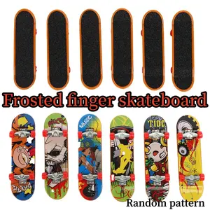 5-Piece Alloy Finger Skateboard Set, Mini Desktop Puzzle Toy, Anti-Stress, Sandblasted Panel, Birthday Party Gift, Random Colors