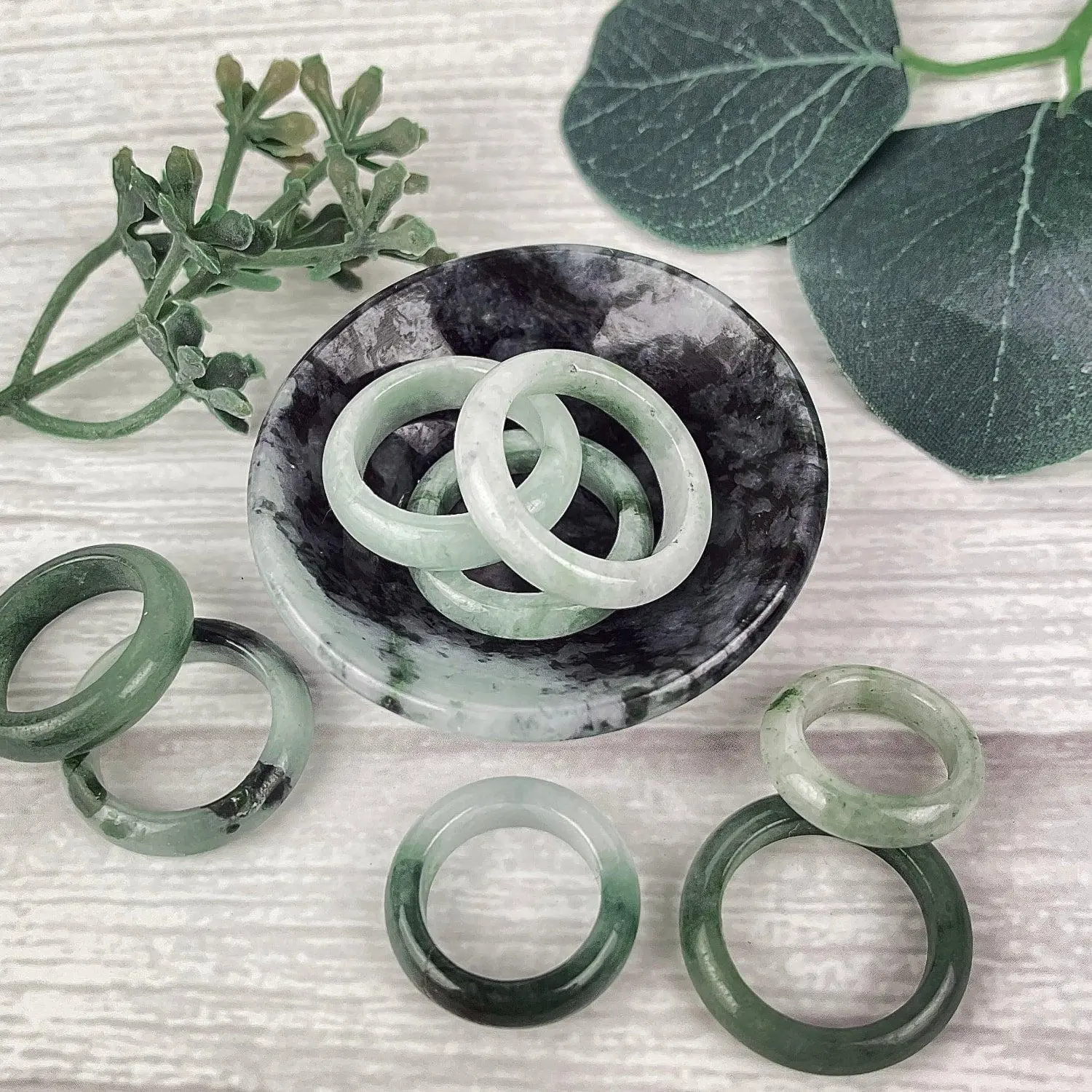 1 Jade Polished Ring  #SK6102