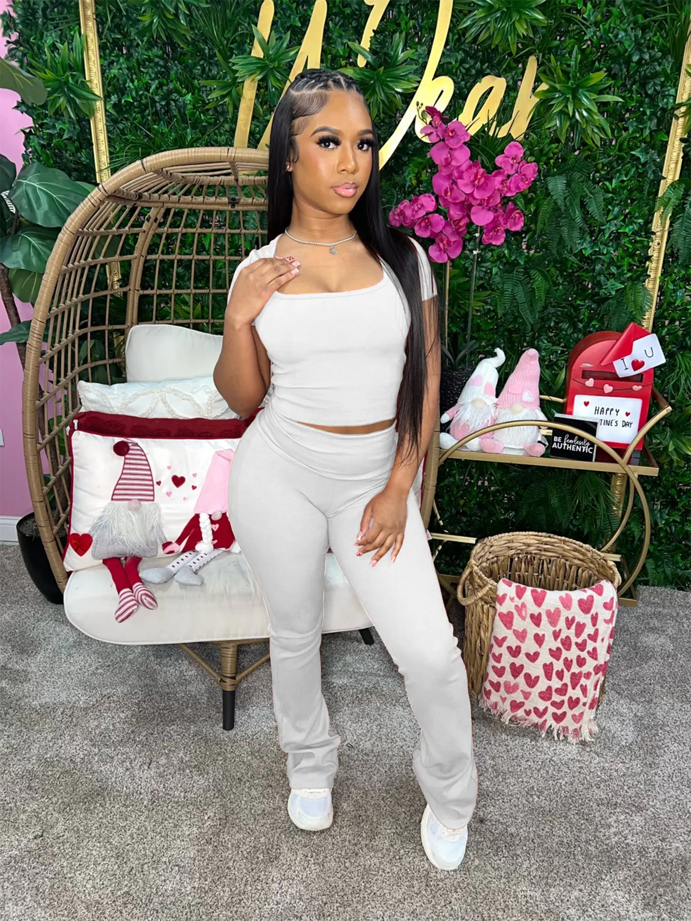 USBoutiqueCHIC Women's Casual Ribbed Crop Top & Joggers Set | 250GSM Lounge Two-Piece | Comfort Outfit for Home & Leisure