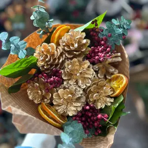 Eucalyptus Holiday Bouquet - Elegant Floral Arrangement with Fresh Green Leaves