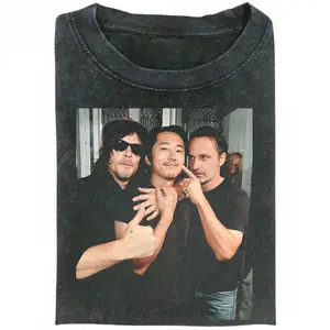 The Walking Dead Middle Finger Meme Graphic Tee, Funny Negan Daryl Dixon Parody Vintage T-Shirt, Unisex Cringe Retro Streetwear Shirt, Menswear Womenswear Casual Top, Gift for Men, Gift for Women, Crew Neck T-shirt