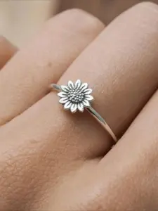 Fashionable and elegant sunflower flower women's ring Beautiful Rings Anniversary Ring fashionable jewelry suitable for daily parties, banquets, engagements, celebrations, holiday gifts