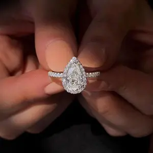 Simple & Classic  Women Ring Shiny Cubic Zircon Wedding  Ring Anniversary Female