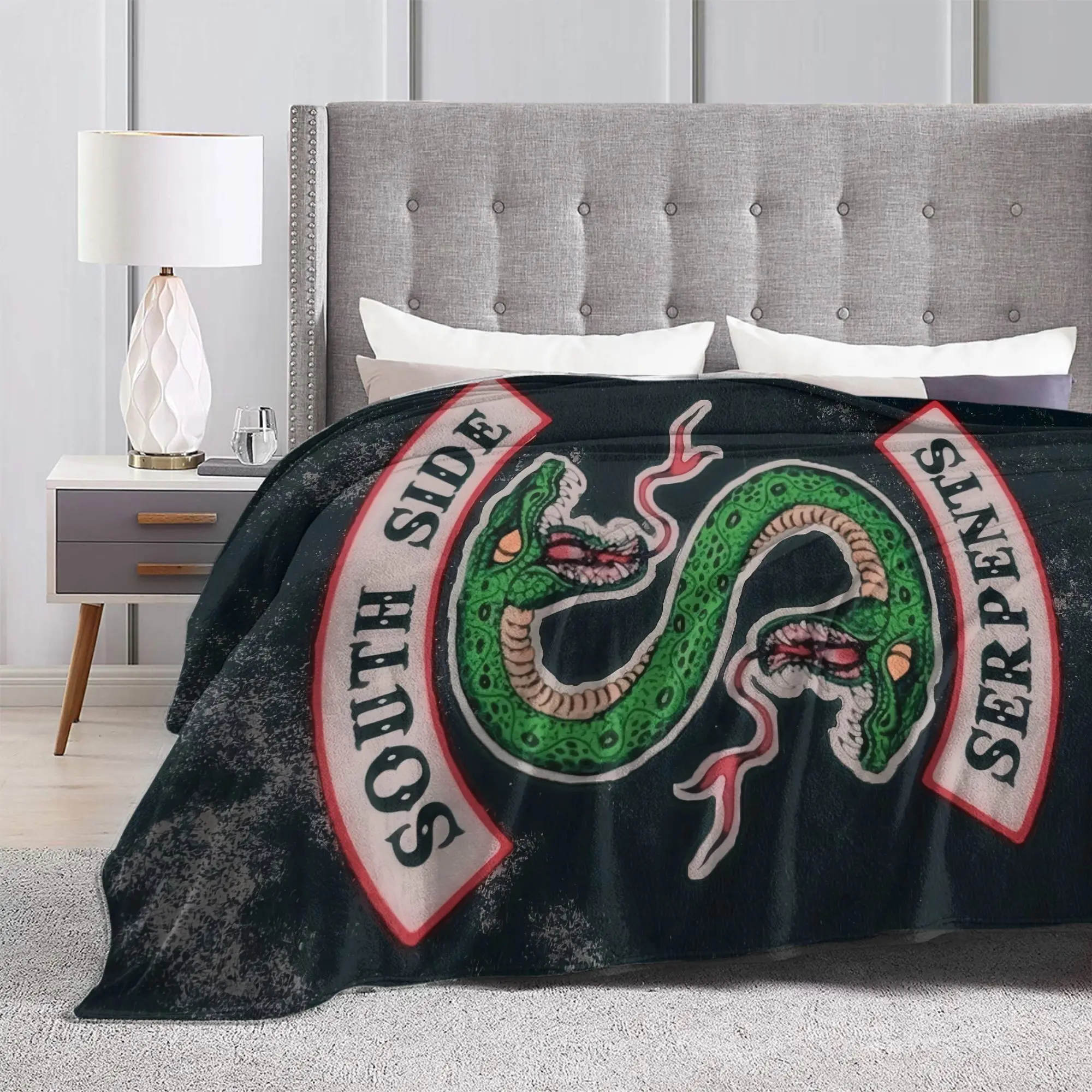 Classic Snake Print Riverdale South Side Serpents Soft Fading-Resistant Flannel Blanket - Suitable for Sofa, Bed - Ideal Gift for Family, Friends for Valentine's Day, Easter, Weddings