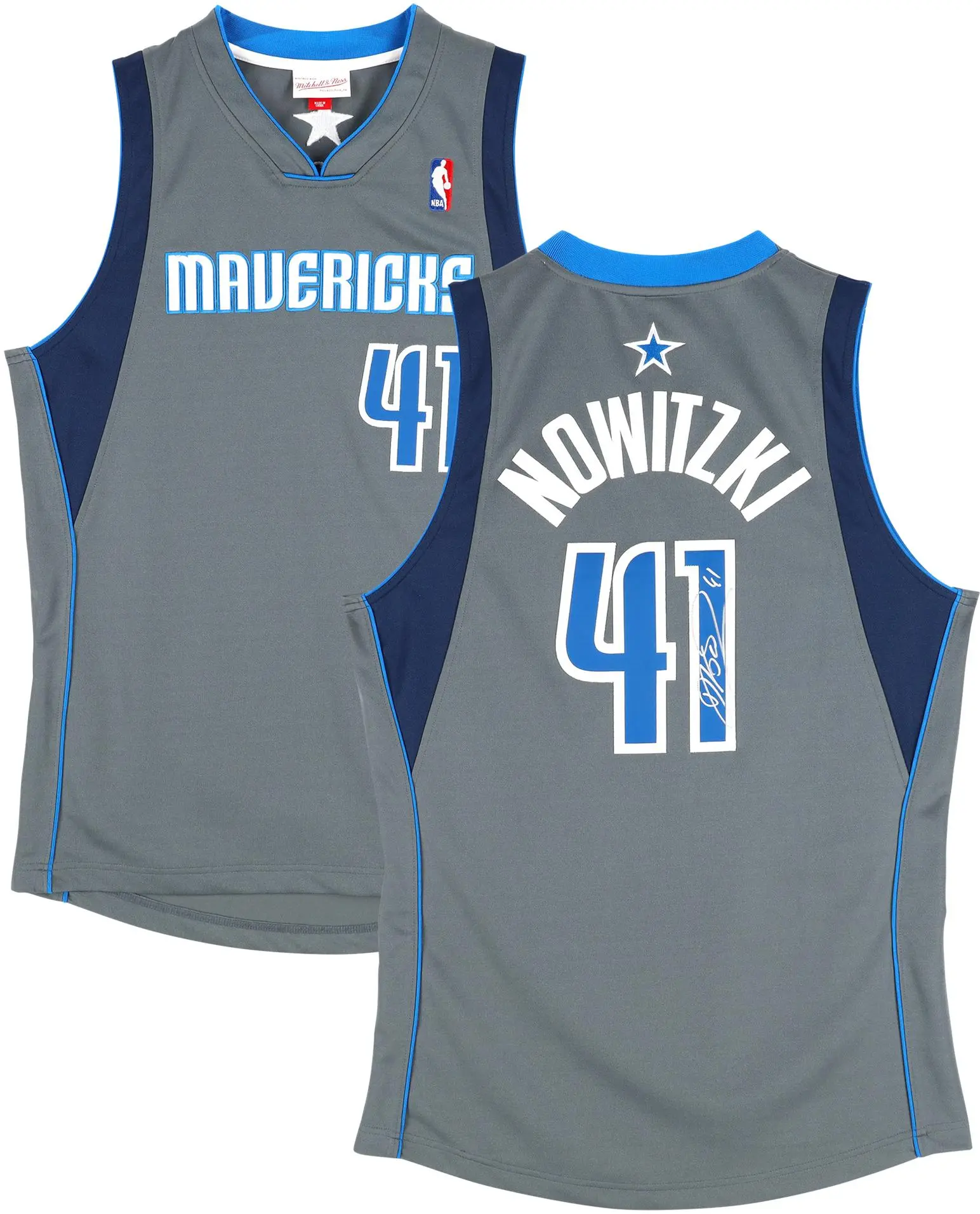 Dirk Nowitzki Dallas Mavericks Autographed Mitchell & Ness Alternate Grey 2003 Authentic Jersey - Fanatics Authentic Certified