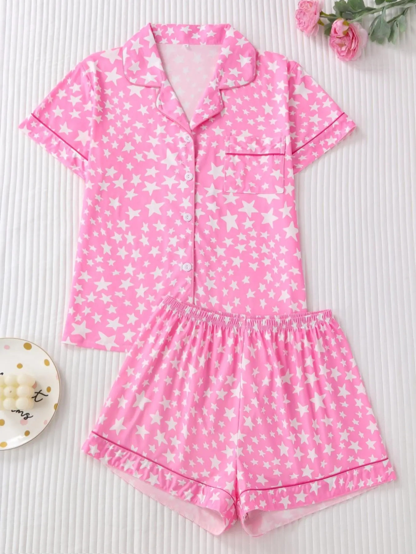 2 Piece Heart Print Women's Cute Matching Pajama Set, Collared Button Short Sleeve Top and Loose Comfortable Shorts, Sweet Ladies Sleepwear Loungewear Pjs