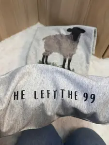 Autumn Winter Unisex Graphic Sweatshirt, Sheep Pattern Print Round Neck Pullover, Soft Thick Loose Casual Sportswear for Parties Outdoor Activities