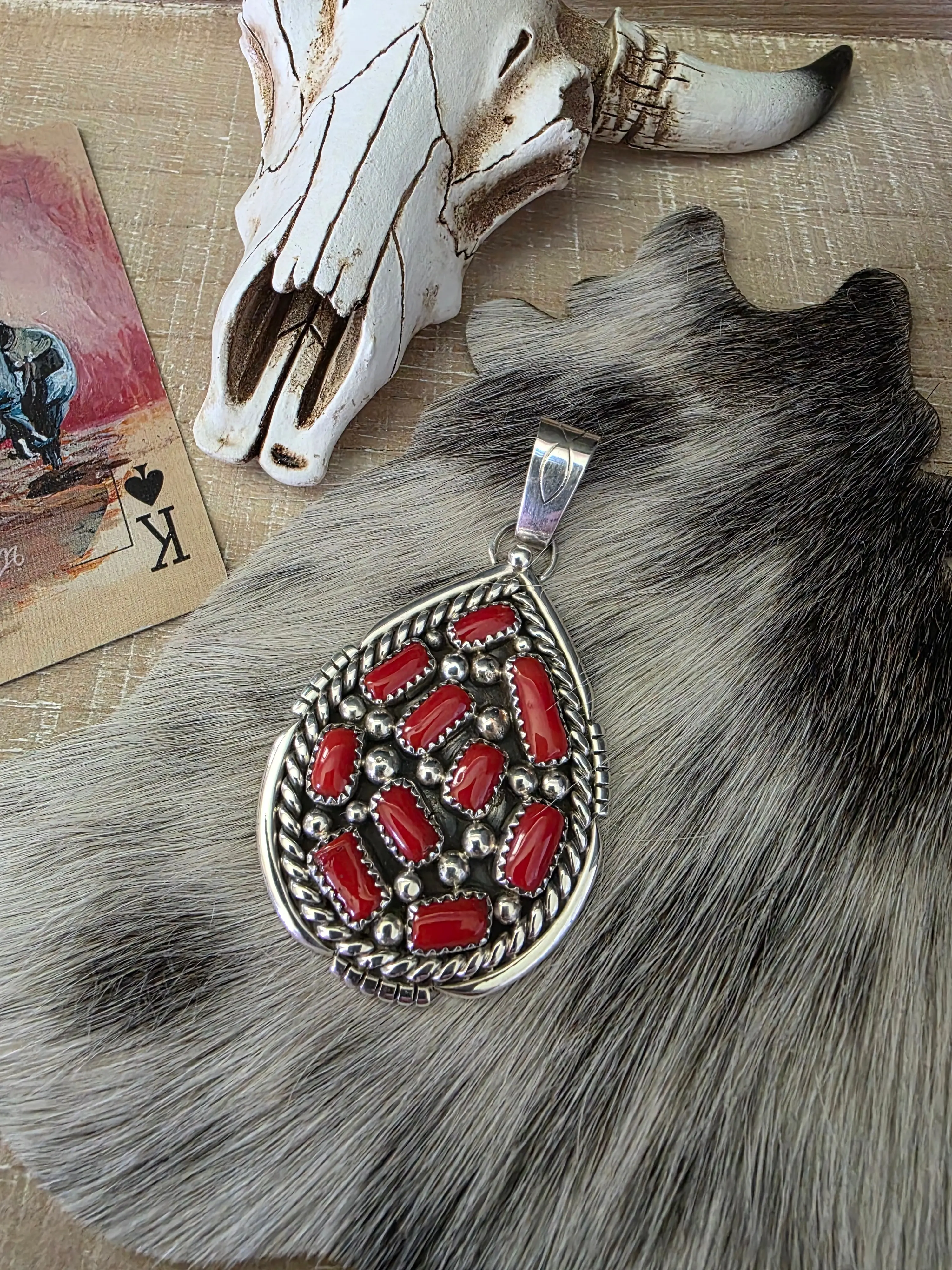 CHESTER CHARLEY CORAL STONE CLUSTER PENDANT
