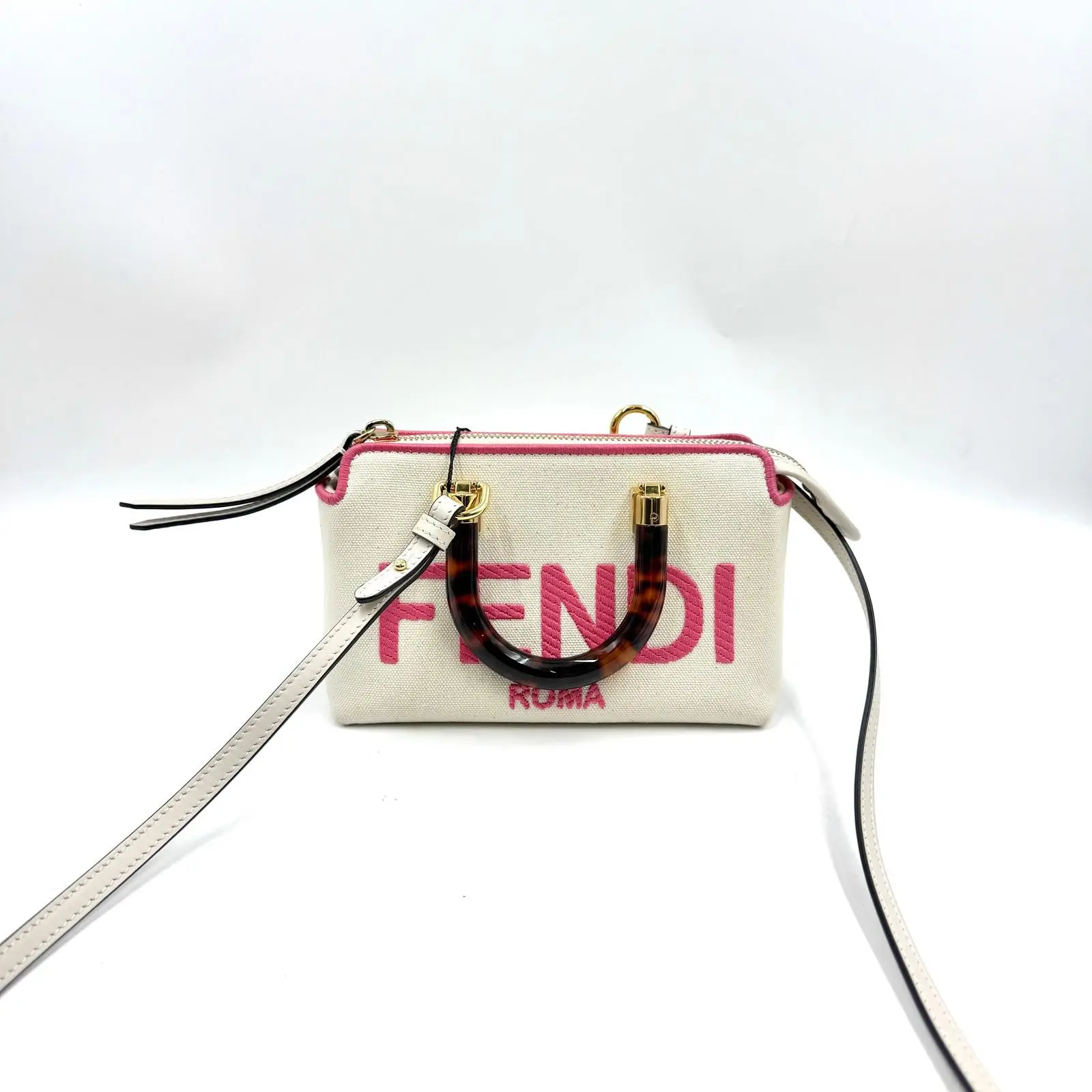 Pre-owned FENDI As shown Clutches & Wristlets HZ 2148 By The Way Handbag 26.03.12