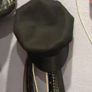 Versatile Fashion Vintage Octagonal Hat, PU Leather Beret, Y2K Metal Buckle Design, Perfect for Parties & Photography