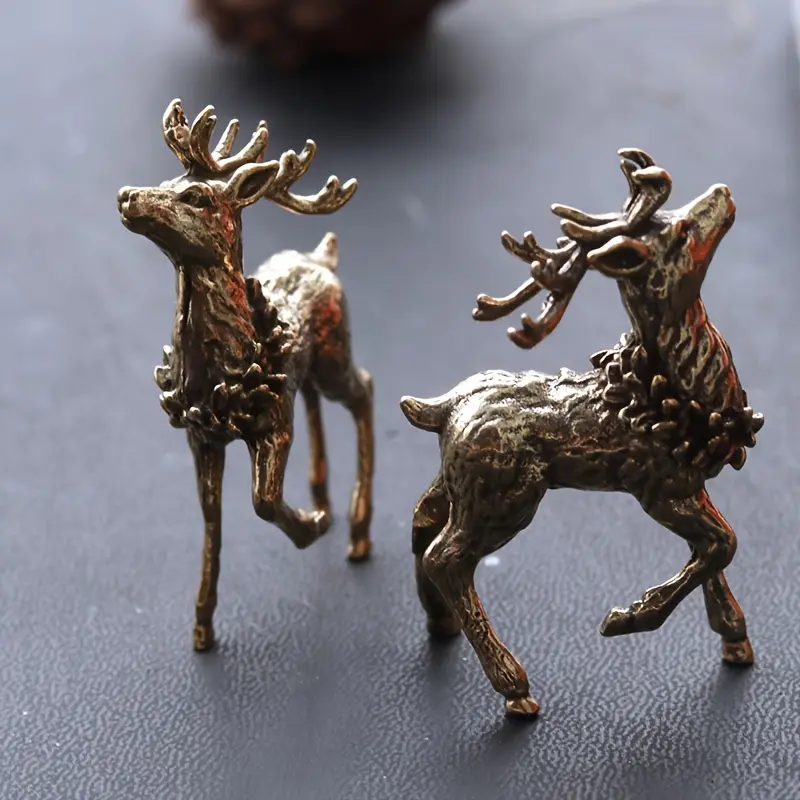 [2pcs Bronze Sika Deer Statue] 2pcs Bronze Bronze Statue of Sika Deer Decorative Item Retro Small Animal TV Cabinet Ornament Office Desk Study Coffee Shop Small Decoration Home Living Room Swing Figurine