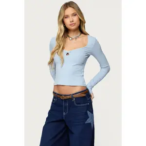Madder Keyhole Cutout Top