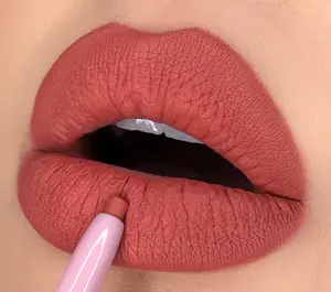 Retractable Waterproof Long Lasting Lipliner - Duvalín