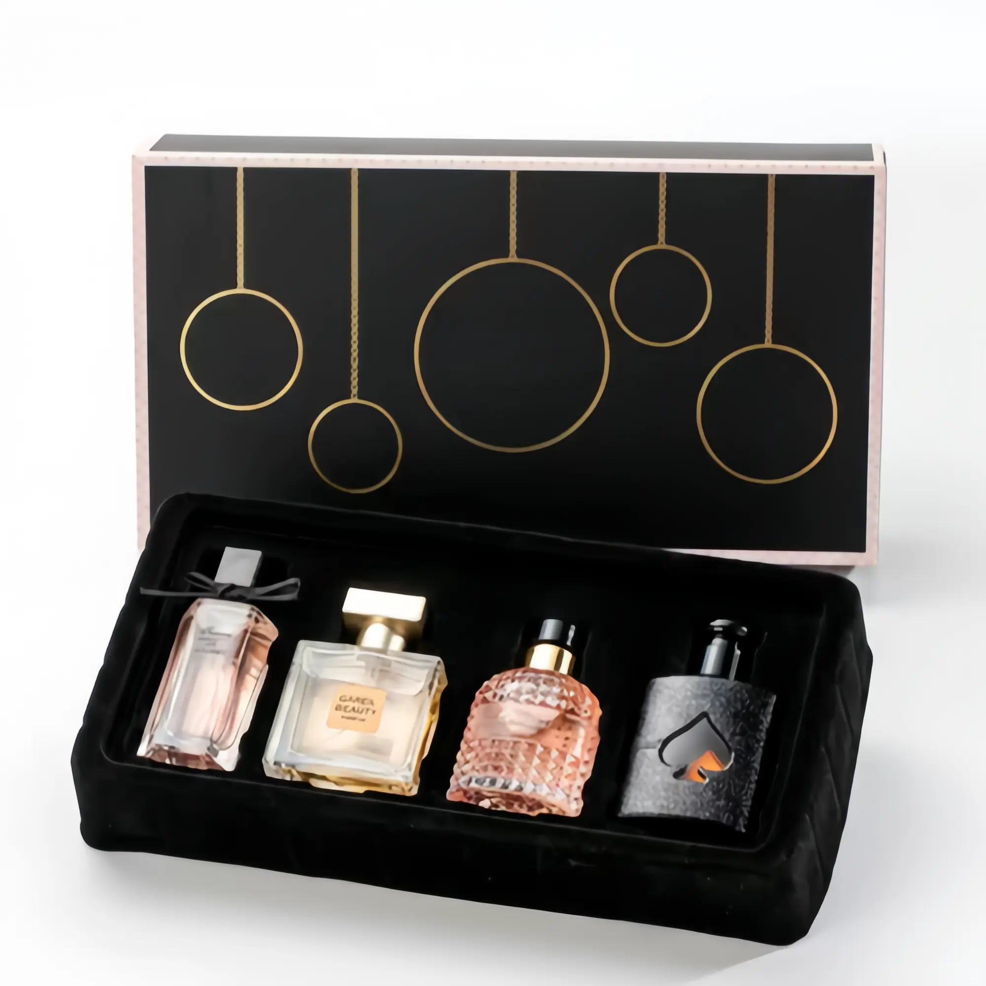 Plium Women's 4-Piece 【Size】 30ML x 1 + 25ML x 3 【Scent Profile】 50% pure essence blending orange blossom, pear, and coffee for long-lasting wear. 【Perfect Gift】 A gorgeous aromatic set, ideal for birthdays.