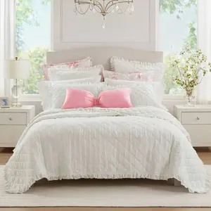 Armoire Collection Full/Queen Ruffle Quilt White